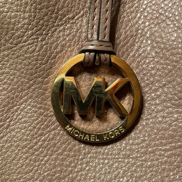 Michael Kors leather bucket purse - Picture 10 of 11